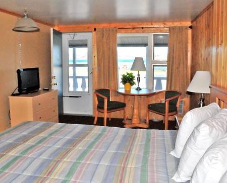 The Sunset Motel Munising Bagian luar foto
